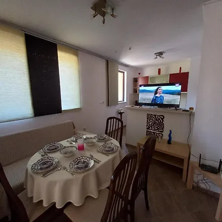 Amaliya With Two Bedrooms Διαμέρισμα Μπουργκάς